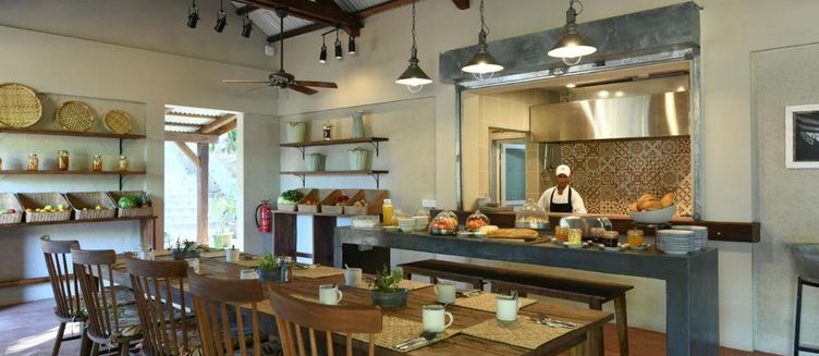 Фото отеля Kaz'alala Hosted B&B