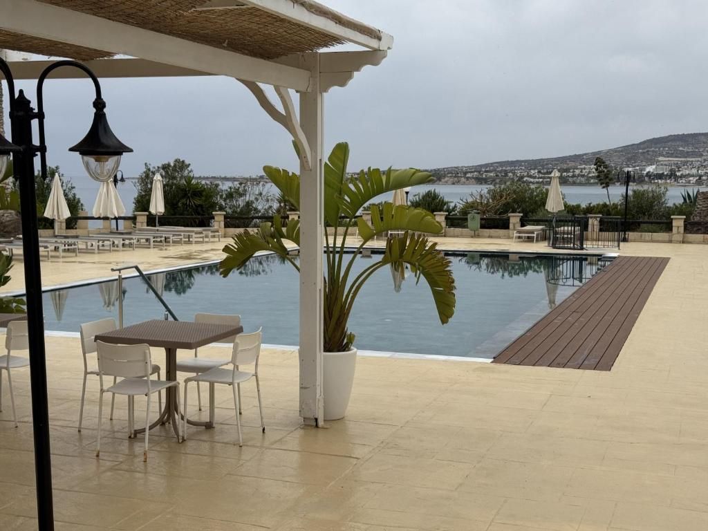 Vrachia Beach Hotel & Suites фото 19