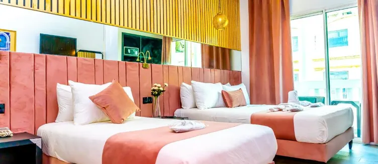 Фото отеля Hotel Les Ambassadeurs