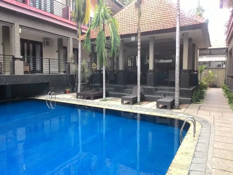 Taman Tirta Ayu Pool and Mansion фото 2