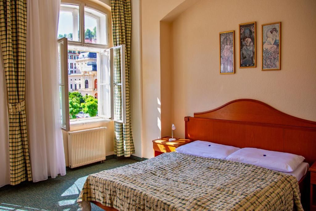 EA Hotel Mozart фото 33
