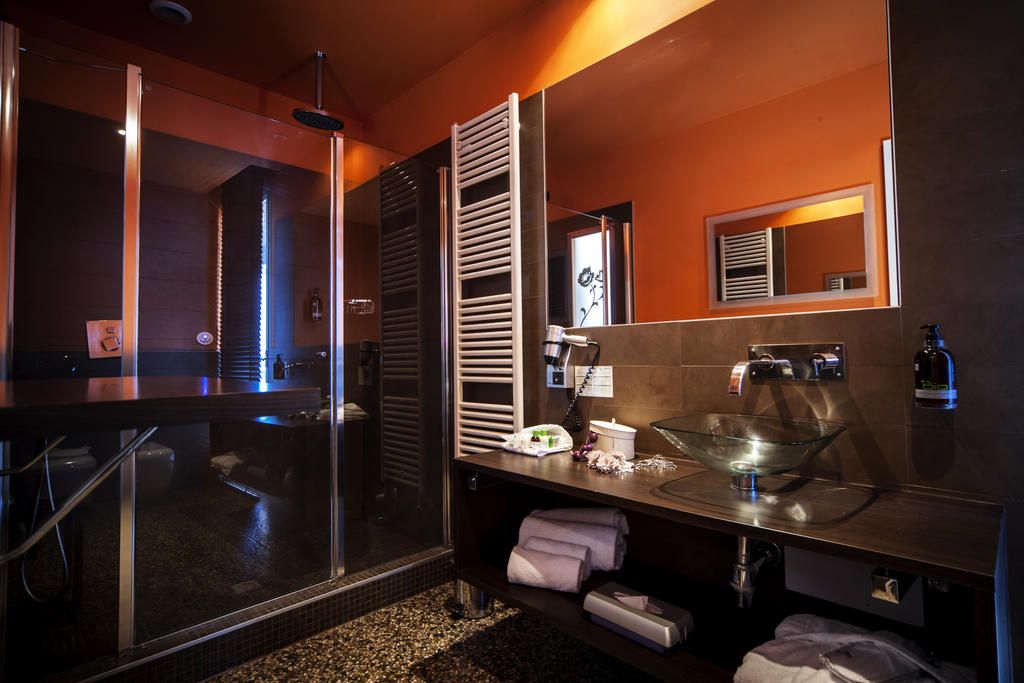 Executive Suite Hotel фото 3