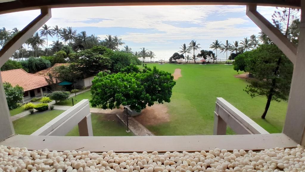 Laya Beach Hotel фото 29