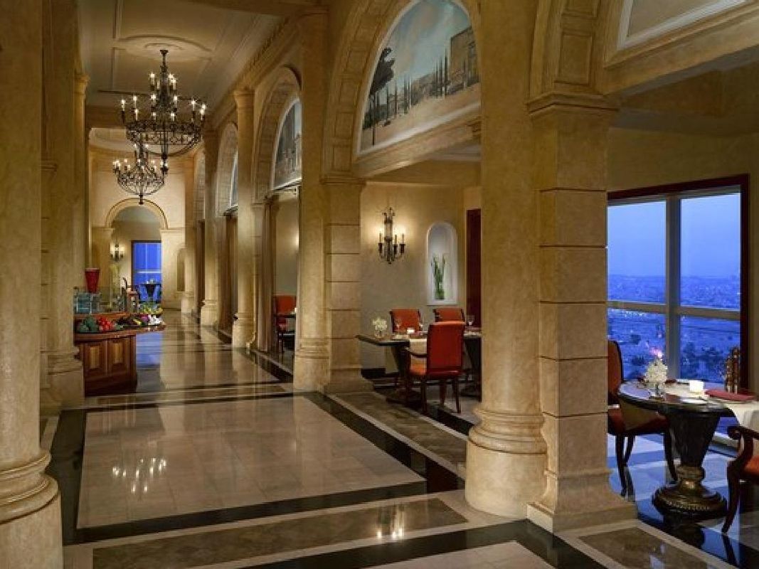 Dusit Thani Dubai фото 48