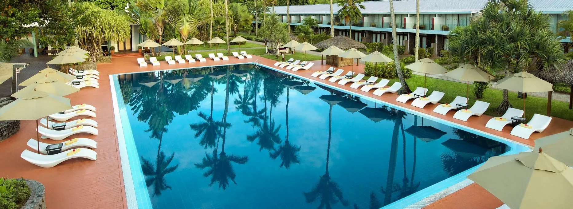 Avani Barbarons Seychelles Resort фото 0