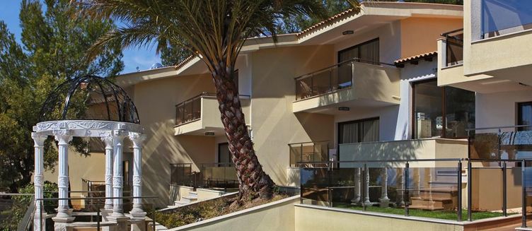 Фото отеля Rahoni Cronwell Park Hotel Adults Only