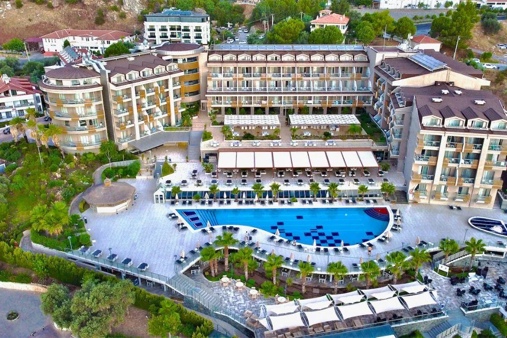 Turunc Premium Hotel фото 0