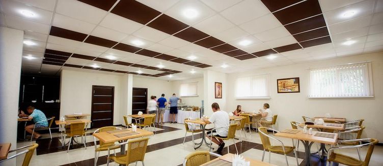 Фото отеля Favorit Hotel