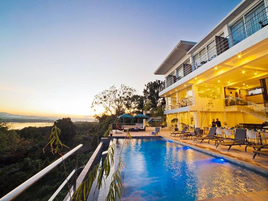 Ocean Suites Bohol Boutique Hotel фото 24
