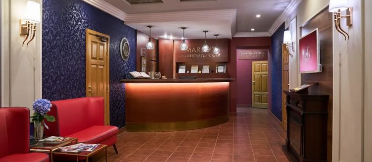 Фото отеля Admiralteyskaya Hotel