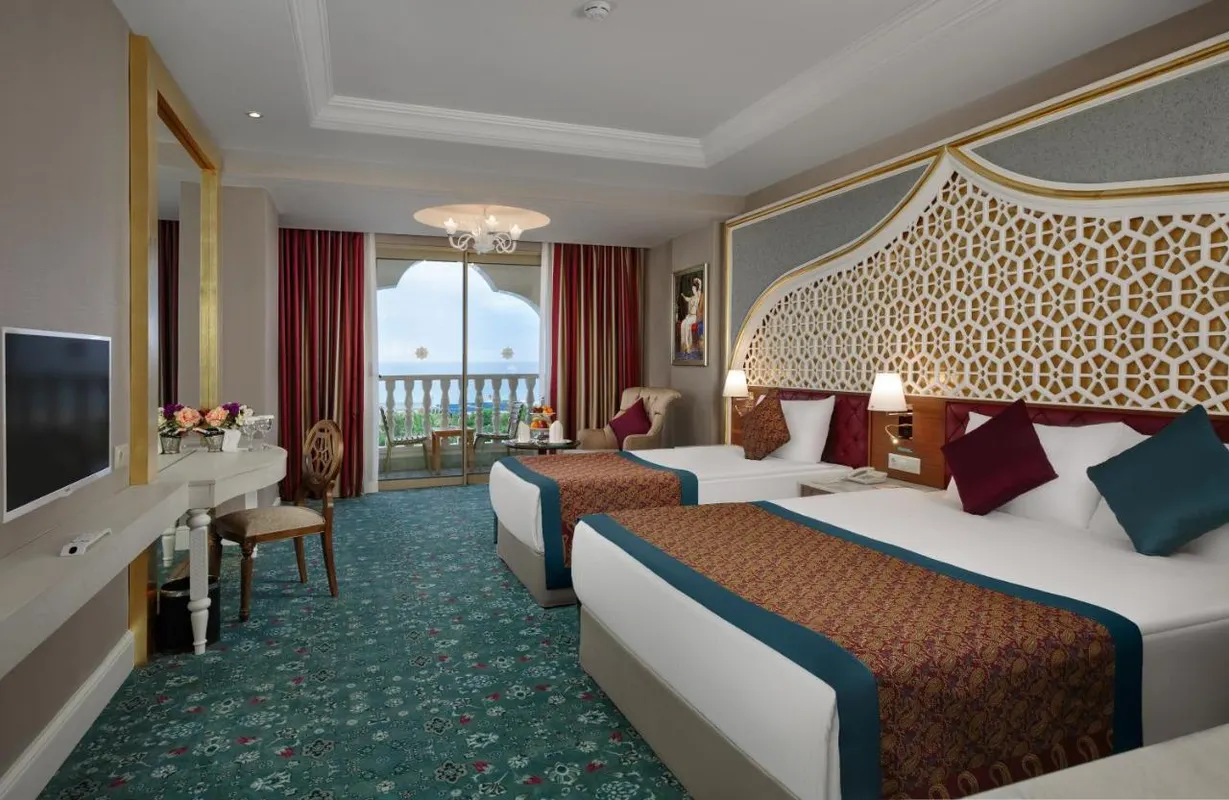 Royal Taj Mahal Hotel фото 3