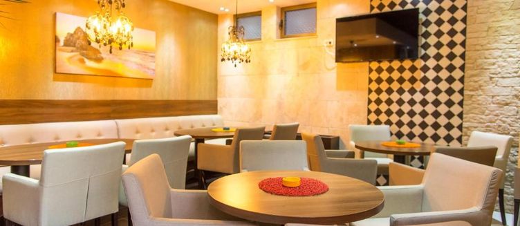 Фото отеля Hotel Swiss Holiday