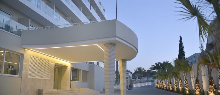 Фото отеля Sunrise Gardens