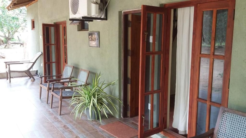 Eagle's Wings Guest House фото 14