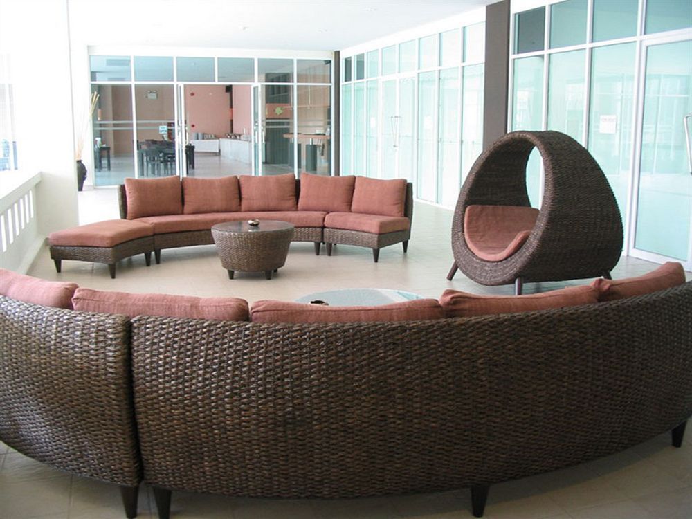 Crown Pattaya Beach Hotel фото 41