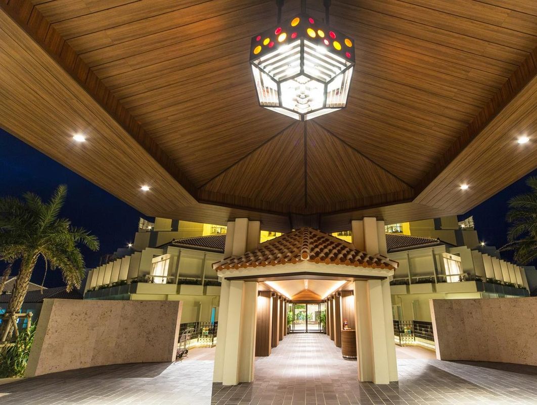Sheraton Okinawa Sunmarina Resort фото 21