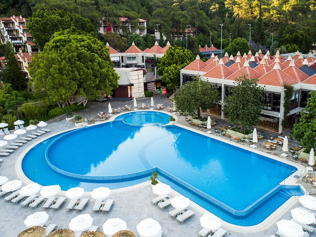 Hillside Beach Club фото 0