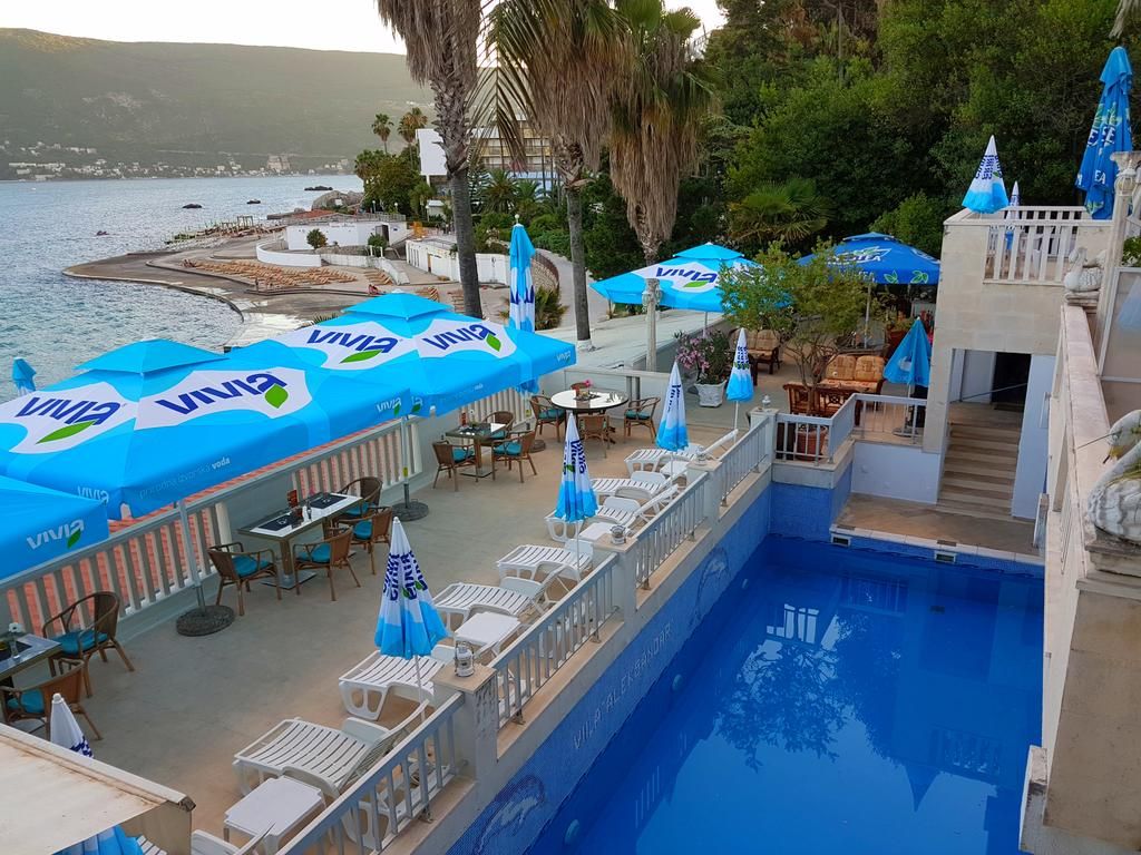 Garni Hotel Vila Aleksandar Herceg Novi фото 4