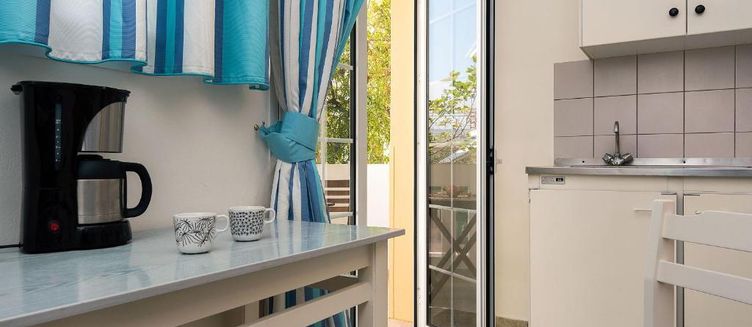 Фото отеля Diamond Apartments and Suites