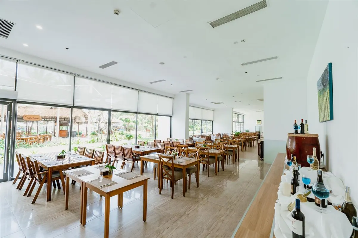 Cam Ranh Riviera Beach Resort & Spa фото 13