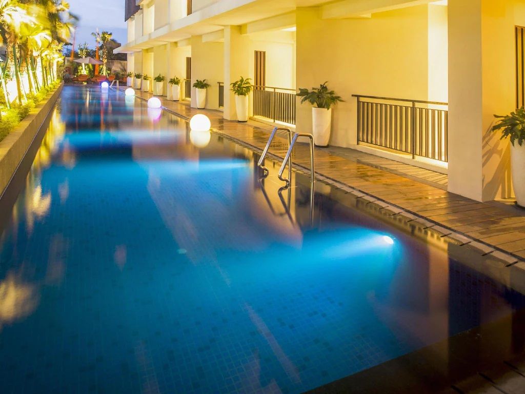 Harris Hotel Seminyak фото 12