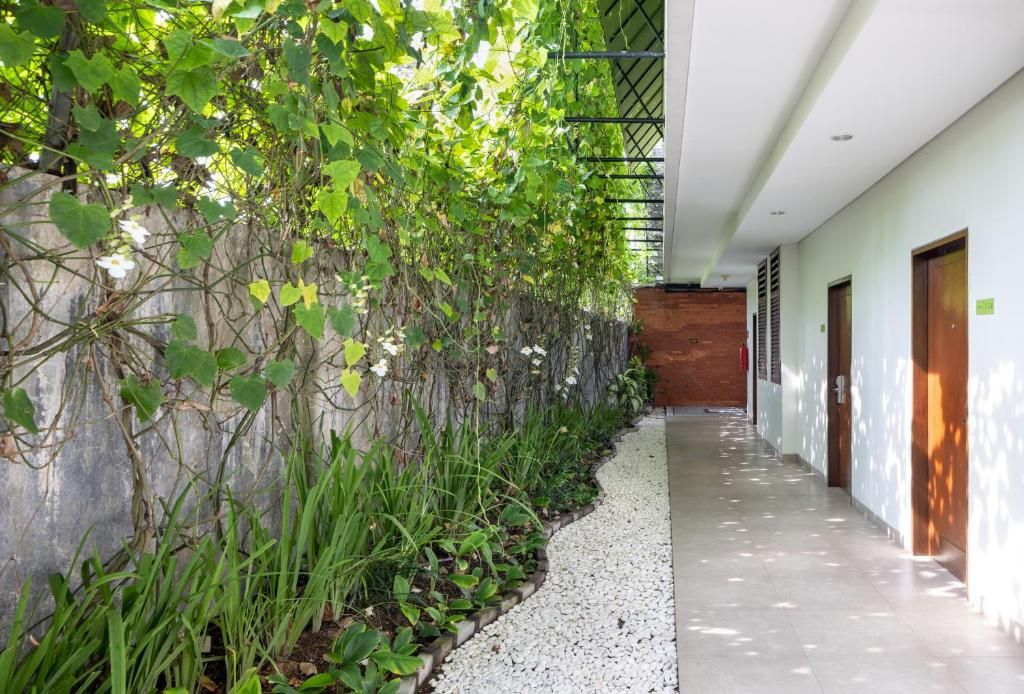 Taksu Sanur Hotel фото 35