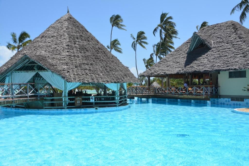 Neptune Pwani Beach Resort & Spa фото 4