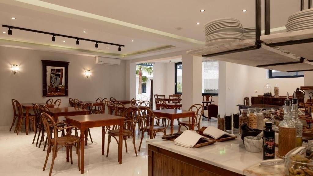 Nami Hotel & Suites фото 12
