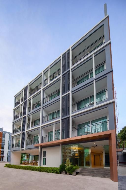 Fourium Pattaya Hotel & Serviced Residence фото 1