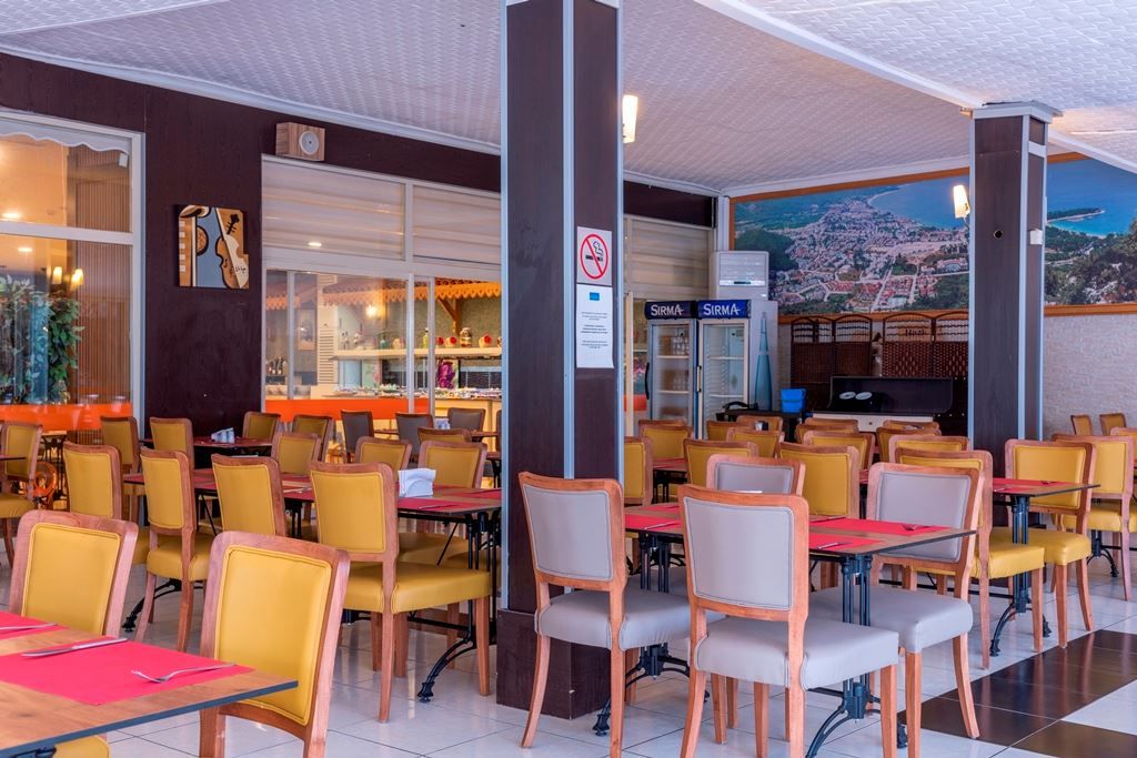 Lims Bona Dea Beach Hotel фото 15