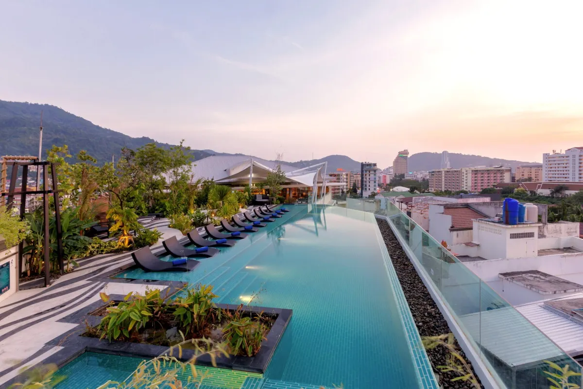 Mercure Phuket Patong Journeyhub фото 0