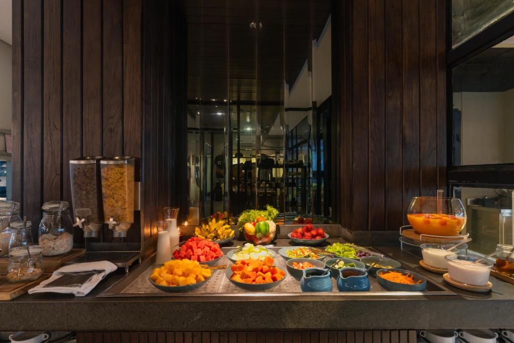 The Vira Bali Boutique Hotel & Suite фото 95