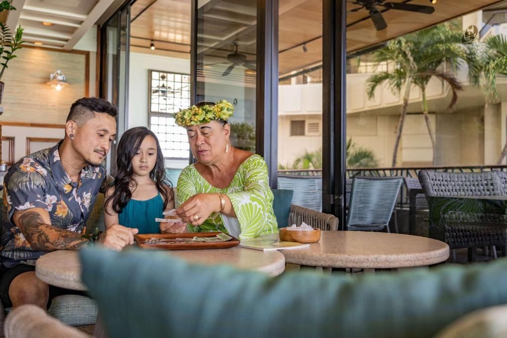 Outrigger Waikiki on the Beach фото 4
