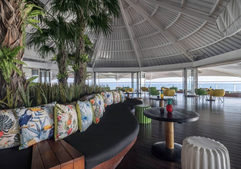 Double-Six Luxury Hotel Seminyak фото 8