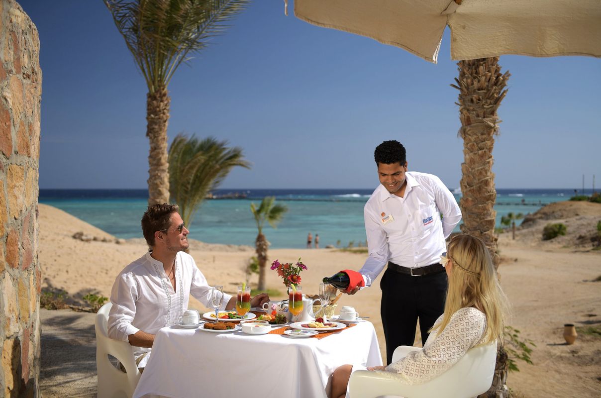 The Three Corners Fayrouz Plaza Beach Resort фото 25