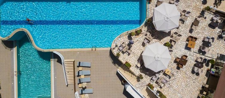 Фото отеля Filion Suites Resort & Spa