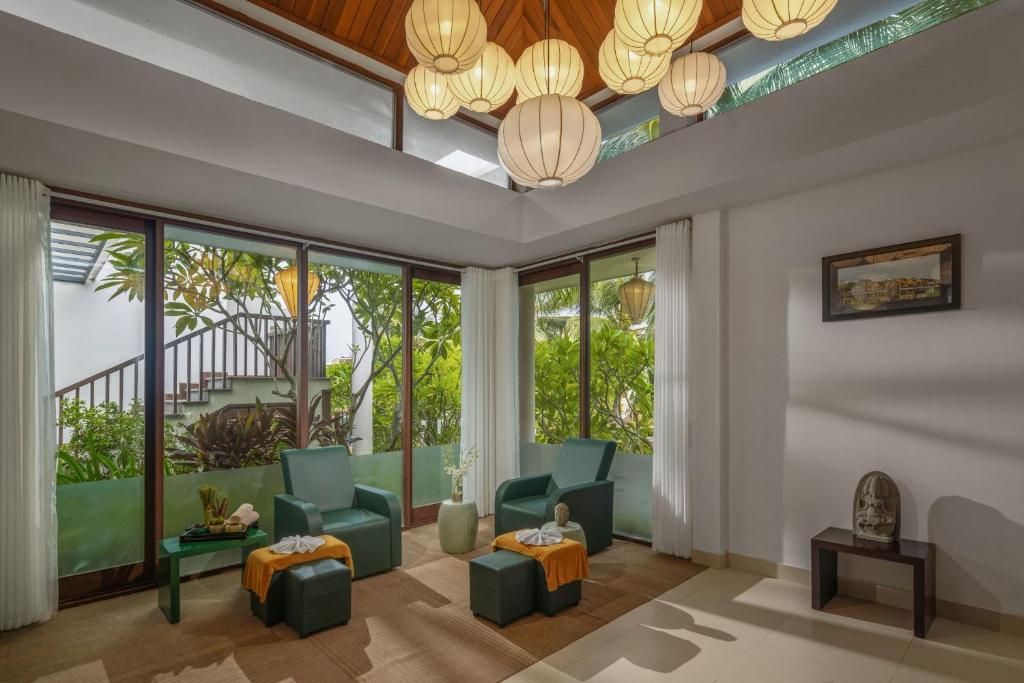 Emerald Hoi An Riverside Resort фото 26