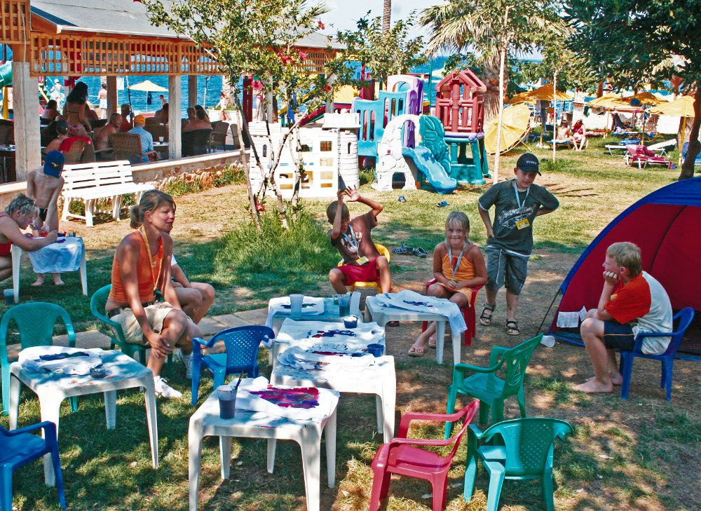 Eri Beach & Village Hotel фото 44
