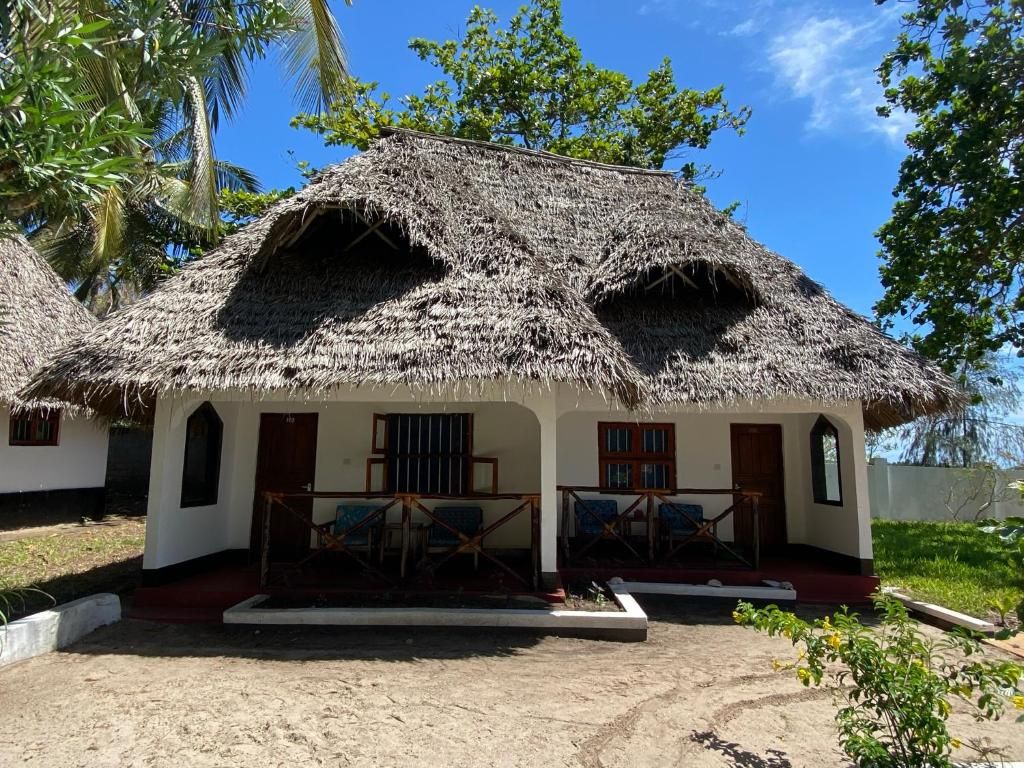 Menai Bay Beach Bungalows фото 22