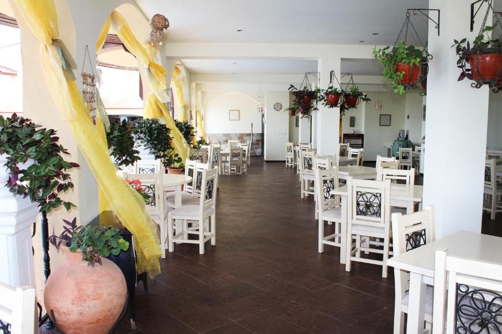 Royal Villas Elenite & Aqua park - All Inclusive фото 9