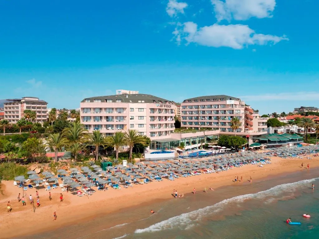 Aska Just in Beach фото 6