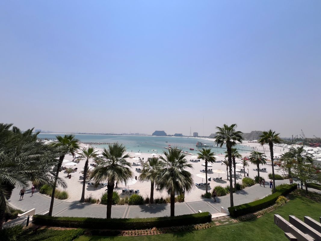 DoubleTree by Hilton Resort & Spa Marjan Island фото 88