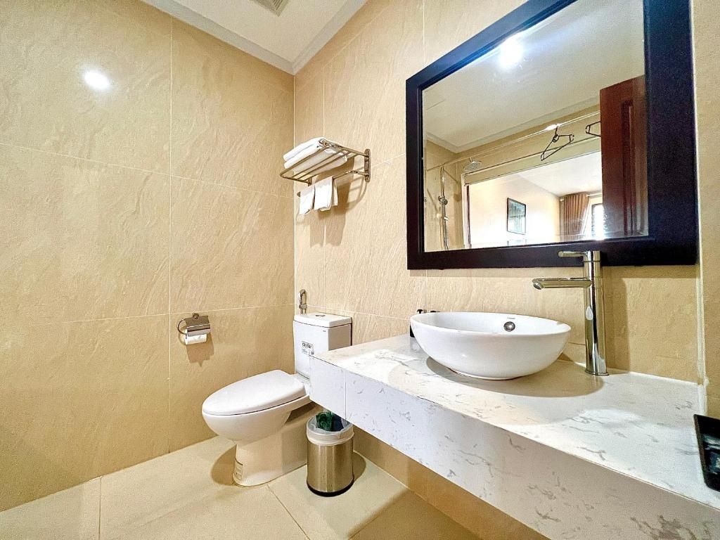 Paragon Noi Bai Hotel & Pool фото 27