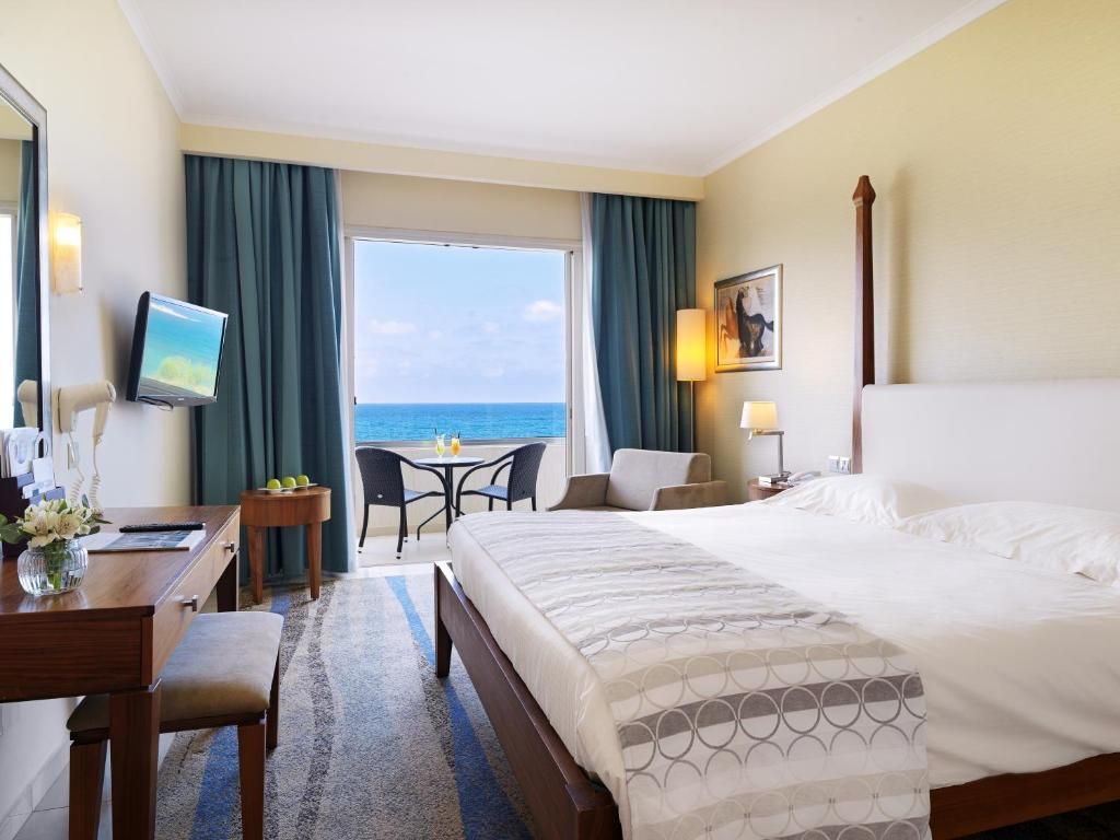 Alexander The Great Beach Hotel фото 32