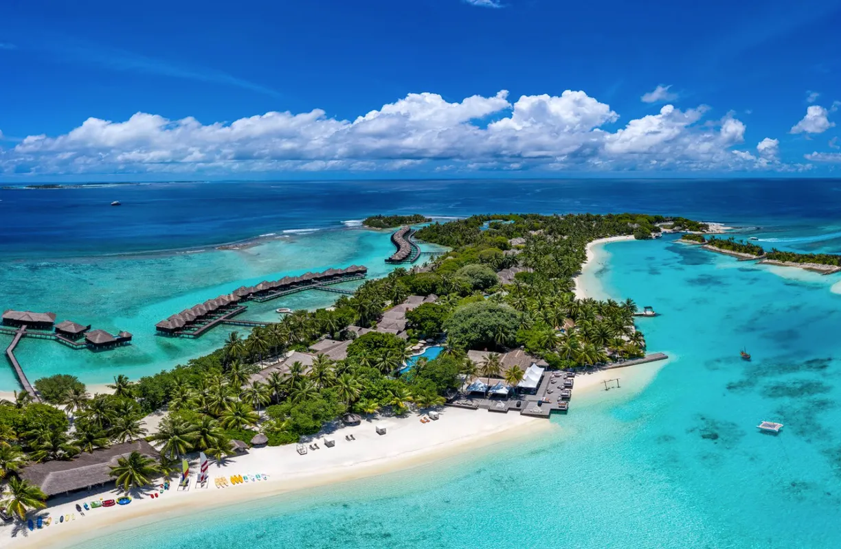 Sheraton Maldives Full Moon Resort & Spa фото 0