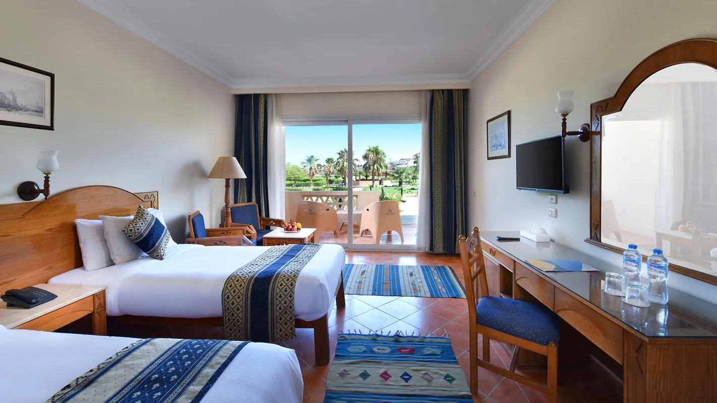 Bliss Nada Beach Resort фото 3