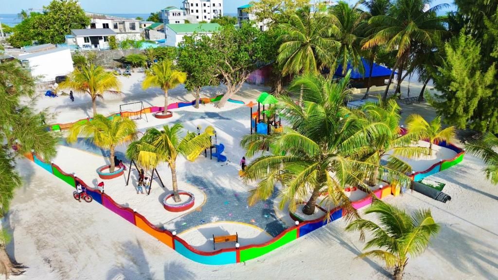 Avyanna Gulhi Beach Hotel фото 5
