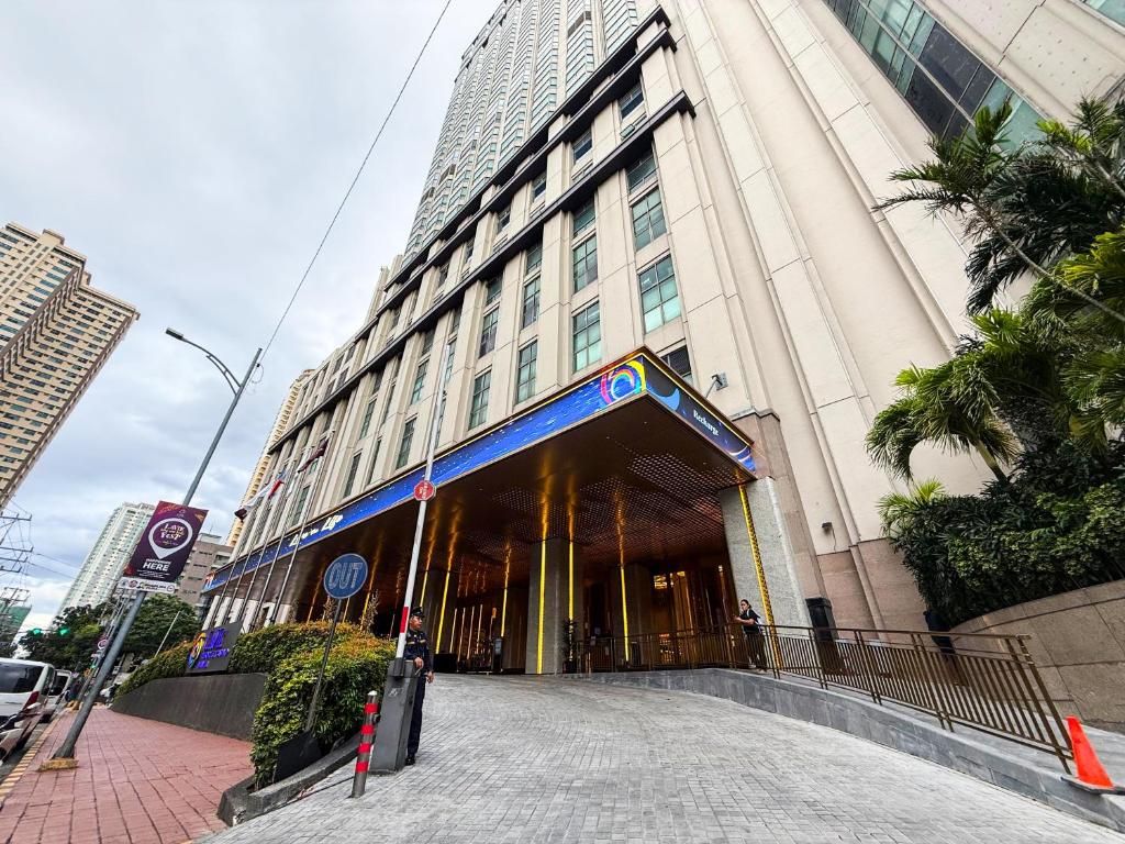 New Coast Hotel Manila фото 15