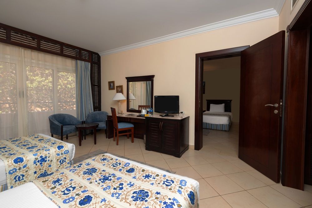 Amwaj Oyoun Resort фото 101