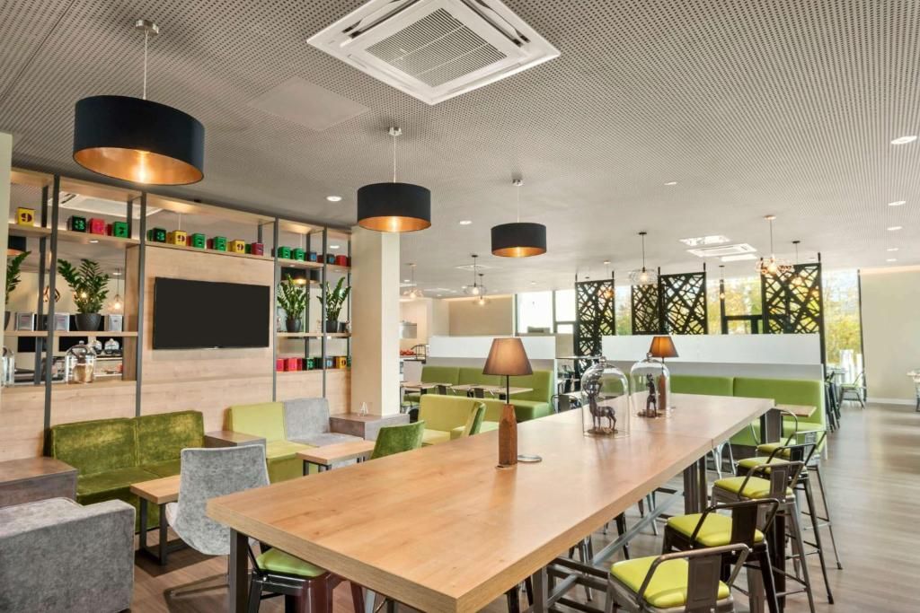 Super 8 by Wyndham Munich City North фото 8
